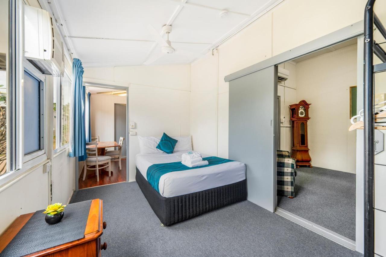 Strand Motel Townsville Buitenkant foto