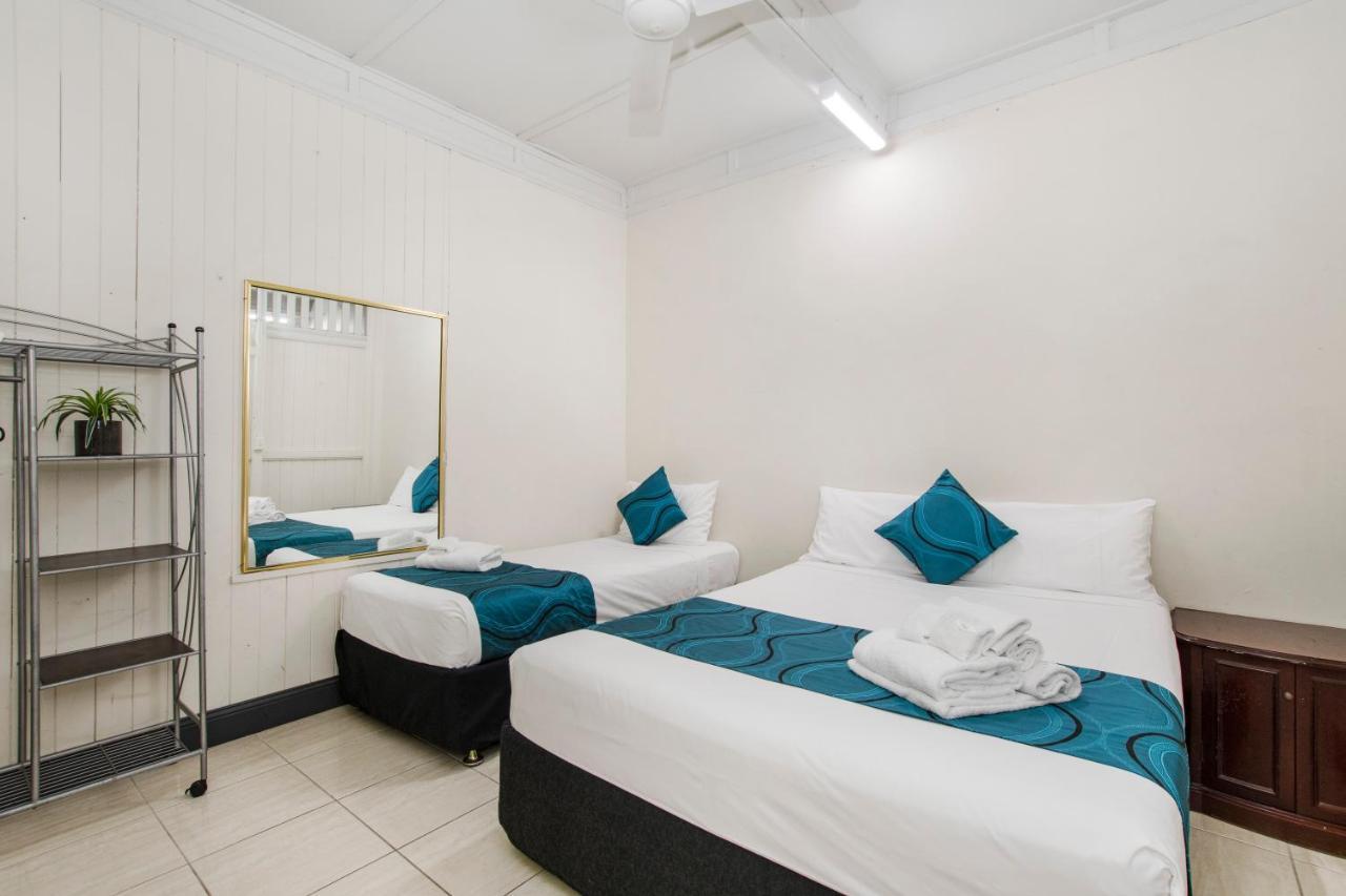 Strand Motel Townsville Buitenkant foto
