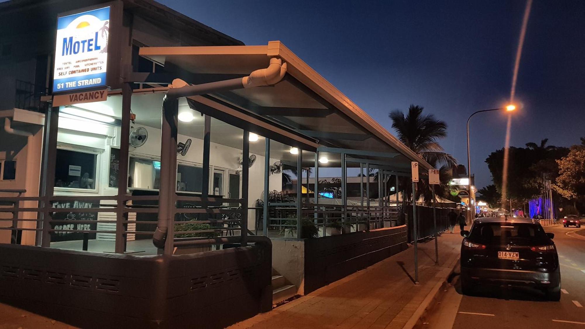 Strand Motel Townsville Buitenkant foto